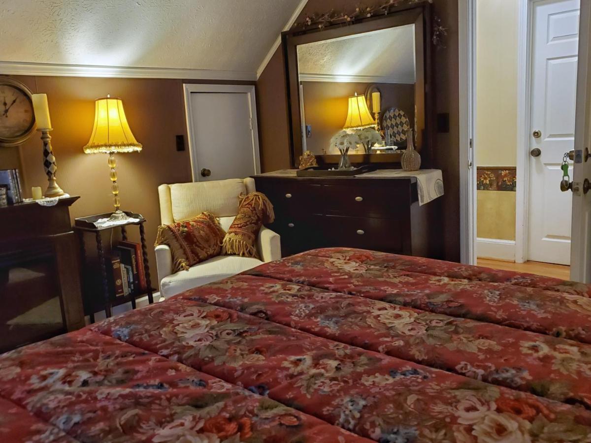 Blue Ridge Manor Bed And Breakfast Fancy Gap Экстерьер фото