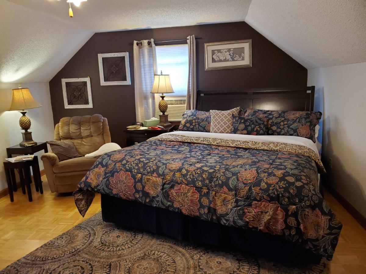 Blue Ridge Manor Bed And Breakfast Fancy Gap Экстерьер фото